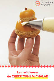 Religieuse Caramel Beurre Sale Par Christophe Michalak Recette Recette Entremet Recette Patisserie