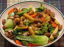 Saute De Legumes Thai A L Orange Et Gingembre Recette Recette Asiatique Recette Legumes Sautes Cuisine Asiatique