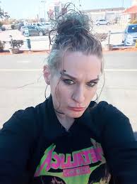 Biological females only 💚 Daniel Murraye 💚 Age 36 Sign Scorpio Text  number (513) 998 7800 Daniel Murraye 23362171 F.C.I. Beckley P.O. Box 350  Beaver wv 23815