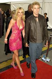 Britney's father jamie spears has been her conservator for 12 years, due to concerns about her framing britney spears will appear on the us network fx and streaming site hulu on 5 february. Britney Spears Sekarang Sidvicious