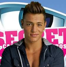 O ator de 'a serra' já reencontrou o amor mas tem mantido a relação discreta, sem revelar a identidade da nova namorada. Joao Mota Fala Da Sua Personagem Em A Serra E Faz Comparacao Nao Sou Tao Ingenuo