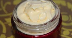 Creme De Jour Vanille Anti Age Peaux Mixtes Creme De Beaute Creme Creme Cheveux