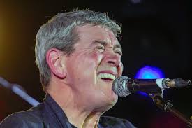 LIVE: Michael Head & The Red Elastic Band