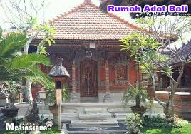 Ditambah lagi dengan filosofi yang terdapat pada bangunan rumah adat masyarakat bali. Rumah Adat Bali Lengkap Dengan Gambar Dan Penjelasannya Mediasiana Com Media Pembelajaran Masakini