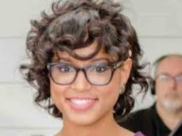 Sarah Reams's Instagram, Twitter & Facebook