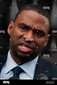 Carlo Mack's Instagram, Twitter & Facebook