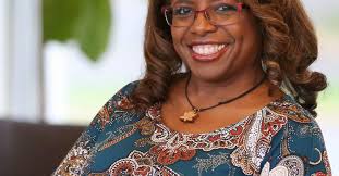 Ep #43: Six Figures in Six Months with Dr. Sonia Wright