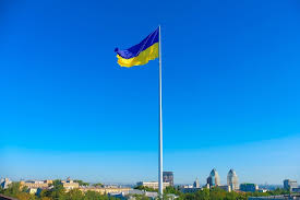 Ново сонце на слободата), оспіване в національному гімні македонії. U Dnipri Vstanovili Gigantskij Prapor Ukrayini Na 72 Metrovomu Flagshtoku Portal Novin Lb Ua