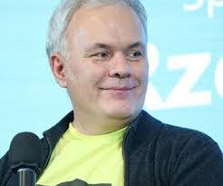 Ada Tuz's Instagram, Twitter & Facebook