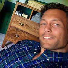 Older men are the best, how I wish I could have one for myself ❤️😘