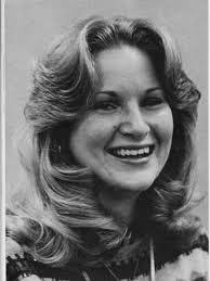 Courtney Broome's Instagram, Twitter & Facebook