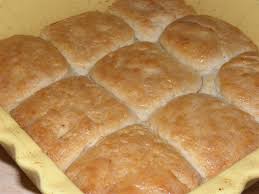 Bisquick Sour Cream Biscuits 7 Up 7 Up Biscuits 2 Cups Bisquick 1 2 Cup Sour Cream 1 2 Cup 7 Up 1 4 Cup Melted Butter Recipes Biscuit Recipe Favorite Recipes