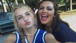 Chloe Heath (@cbheath18)