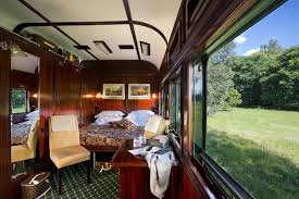Best Luxury Trains For Honeymoons Venuelust Luxury Train Train Tour Train Travel