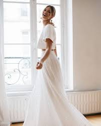 Daisy Flora Set With Its Crisp Clean Lines And Relaxed Fit The Flora Top Keeps Things Simple At The Front Wedding Dresses Nz Dresses Nz Casual Wedding Dress