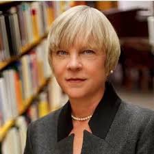 What type of media is a museum? Interview with Twyla Gibson