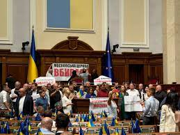 Bill on banning Russian-linked churches postponed, MPs block parliament in  protest