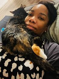 Nobody: My cat RIGHT after I cleaned his litter box😒