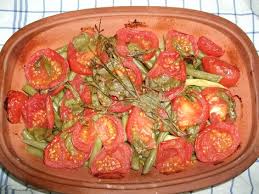 Inzwischen pasta in kochendem salzwasser nach packungsanweisung garen. Garten Allerlei Im Romertopf Gemuse Vegan Einfach Lecker Daskochrezept De