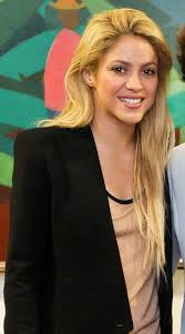 Shakira alter isabel mebarak ripoll is a colombian singer and songwriter.born and raised in barranquilla,hakira wurde in barranquilla geboren und wuchs dort auf. Shakira Diskografie Wikipedia
