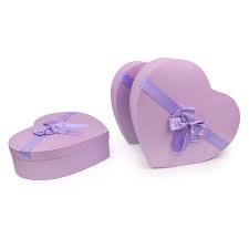 Flower boxes will be more dignified and elegant than the bouquets, in the eyes of environmentalists, paper products can be reused to increase the recognition of the flower box.when designing your paper boxes, ensure to make use of any material or skill available, to enhance their quality. 99 Roses Big Size Heart Shape Three Piece Valentine S Day Flowers Ribbon Bow Decorated Packing Gift Box Buy Flower Box Luxury Heart Shaped Flower Box Wholesale Flower Boxes Product On Alibaba Com