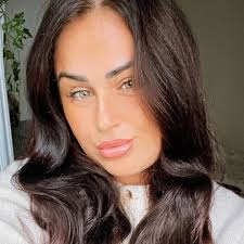 Does anyone know if Longdown is closed this morning