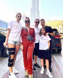 View the player profile of laurentiu reghecampf (al wasl) on flashscore.com. Anamaria Prodan È™i LaurenÈ›iu Reghecampf Contract De 150 000 De Euro Cu Antena Stars Libertatea