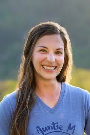 Megan Thrasher — Auntie M Pet Care