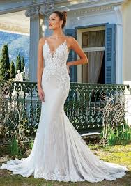 Pin By Suzanne S Bridal Boutique On Wedding Dresses In 2020 Justin Alexander Wedding Dress Fitted Wedding Dress Justin Alexander Bridal