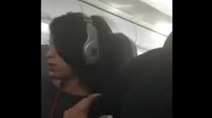 Guy Fingering Ebony Pussy On Airplane Untill She Cums - XNXX.COM