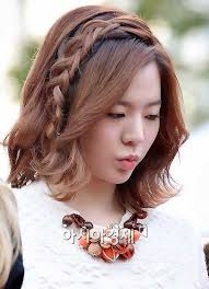 Asian hairstyles in general and korean hairstyles in particular have already experienced an enormous change year by year and gradually claimed its position on the top trendiest hairstyle list in the world. Kpop Girls Short Hairstyle See More On Download Wallpaper K Pop Hd
