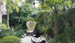 Appartement En Rez De Jardin Une Renovation Reussie A Paris Appartement Rez De Jardin Jardins Appartement