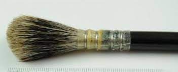 Badger hair brushes are most often used for blending oil based paints. Badger Hair Brush Round No 4 Varnish Brushes Kremer Pigmente Online Shop