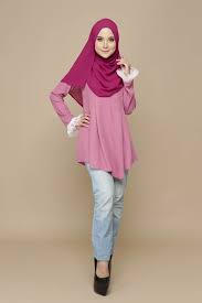 Showing posts with label fesyen blouse terkini. Koleksi Blouse Muslimah 2018 Mybaju Blog