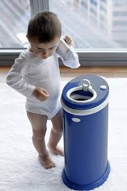 It is equipped with rubber seals that are strategically designed to lock in odors as well as a sliding lid that minimizes air we have the ubbi diaper pail in navy and it looks super sleek in our nursery. Ubbi Award Winning Steel Diaper Pail Diaper Bin My Baby Babbles