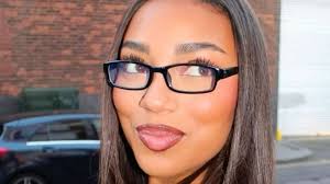 Rihanna's Savage x FENTY Features Model With Limb Differences