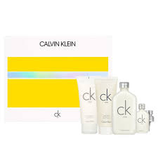 Ck One Eau De Toilette 200ml Miniature 15ml Moisturizer 200ml Body Wash 100ml Gift Set