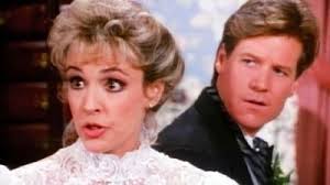 Horton is married to actress debbie zipp, who played horton's onscreen girlfriend and wife donna mayberry in murder, she wrote, and whose last known acting role was in the television series gilmore girls in two episodes (one in 2005 and one in 2007) as katherine. Something Borrowed Someone Blue Murder She Wrote S05e09 Tvmaze