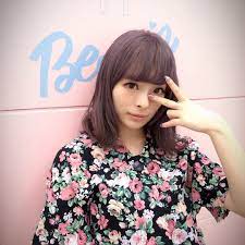 いいね 12 6千件 コメント117件 きゃりーぱみゅぱみゅさん kyarypappa のinstagramアカウント ベティー山本さんに髪色をパープルアッシュにしてもらいました 髪伸びた きゃりーぱみゅぱみゅ 髪 色 ぱみゅぱみゅ