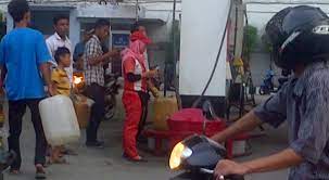 30 jabatan dan gaji karyawan krakatau steel terbaru. Miris Upah Karyawan Di Spbu Ini Rp600 000 Per Bulan Okezone News