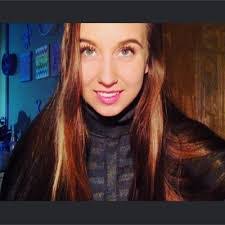 Jenifer Davis's Instagram, Twitter & Facebook