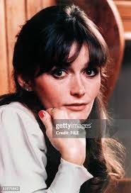 Lois Day's Instagram, Twitter & Facebook