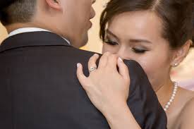 bridal doe-eyes: stack lashes to create rounded eyes