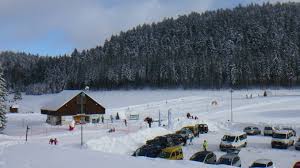 Then for this week, snow will fall from the first reliefs (600/700 meters) a classic winter situation that can still make the roads. Hauteville La Praille Et Retord Des Mesures Precises Ce Week End Pour Eviter La Pagaille De La Semaine Passee Journal De La Meteo De L Ain Et Sa Region Quotidien