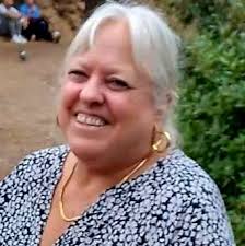 Is the animated Christmas toy supposed to make noise?