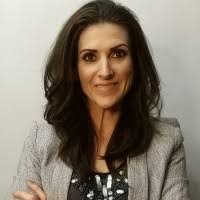 Leonora Martin's Instagram, Twitter & Facebook