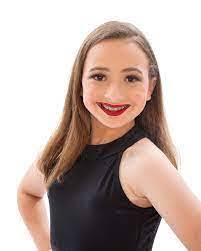 Camille Foreman's Instagram, Twitter & Facebook