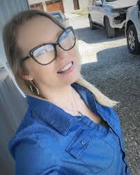 Ashlee Brooke (@thedaisyroombyash) • Instagram photos and videos