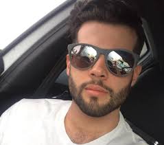 Pollero del mercado “Nuevo” se convierte en tendencia local de redes y  grupos de nenis