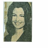 Paula Lindsay's Instagram, Twitter & Facebook